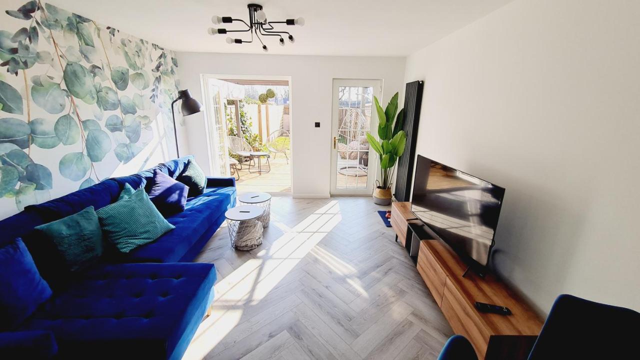 Beautiful 2Bed House With Garden, Walking Distance To Town - Free Parking Apartment Glasgow Bagian luar foto