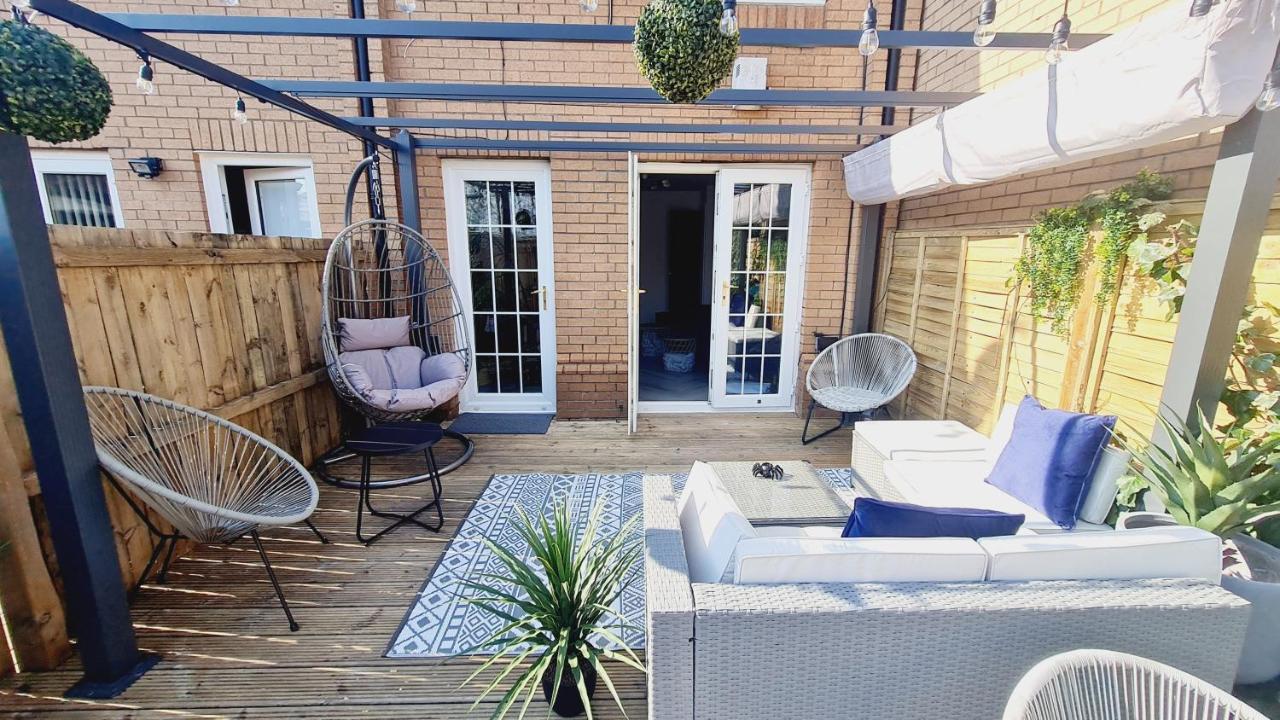 Beautiful 2Bed House With Garden, Walking Distance To Town - Free Parking Apartment Glasgow Bagian luar foto