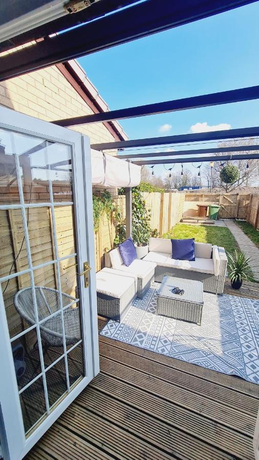 Beautiful 2Bed House With Garden, Walking Distance To Town - Free Parking Apartment Glasgow Bagian luar foto